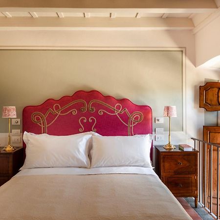 Torre A Cona Wine Estate Hotel San Donato in Collina Екстериор снимка
