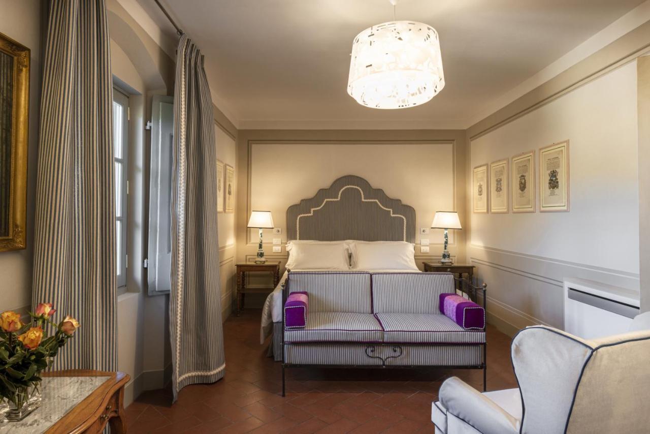 Torre A Cona Wine Estate Hotel San Donato in Collina Екстериор снимка