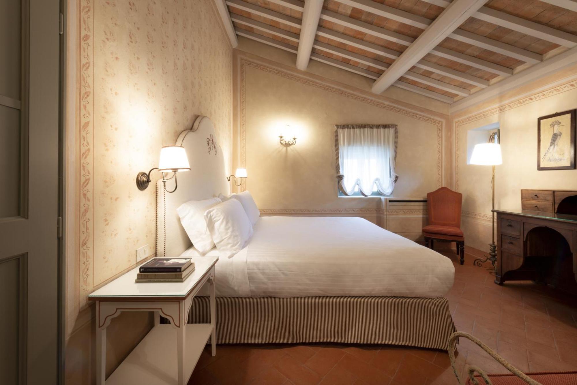 Torre A Cona Wine Estate Hotel San Donato in Collina Екстериор снимка