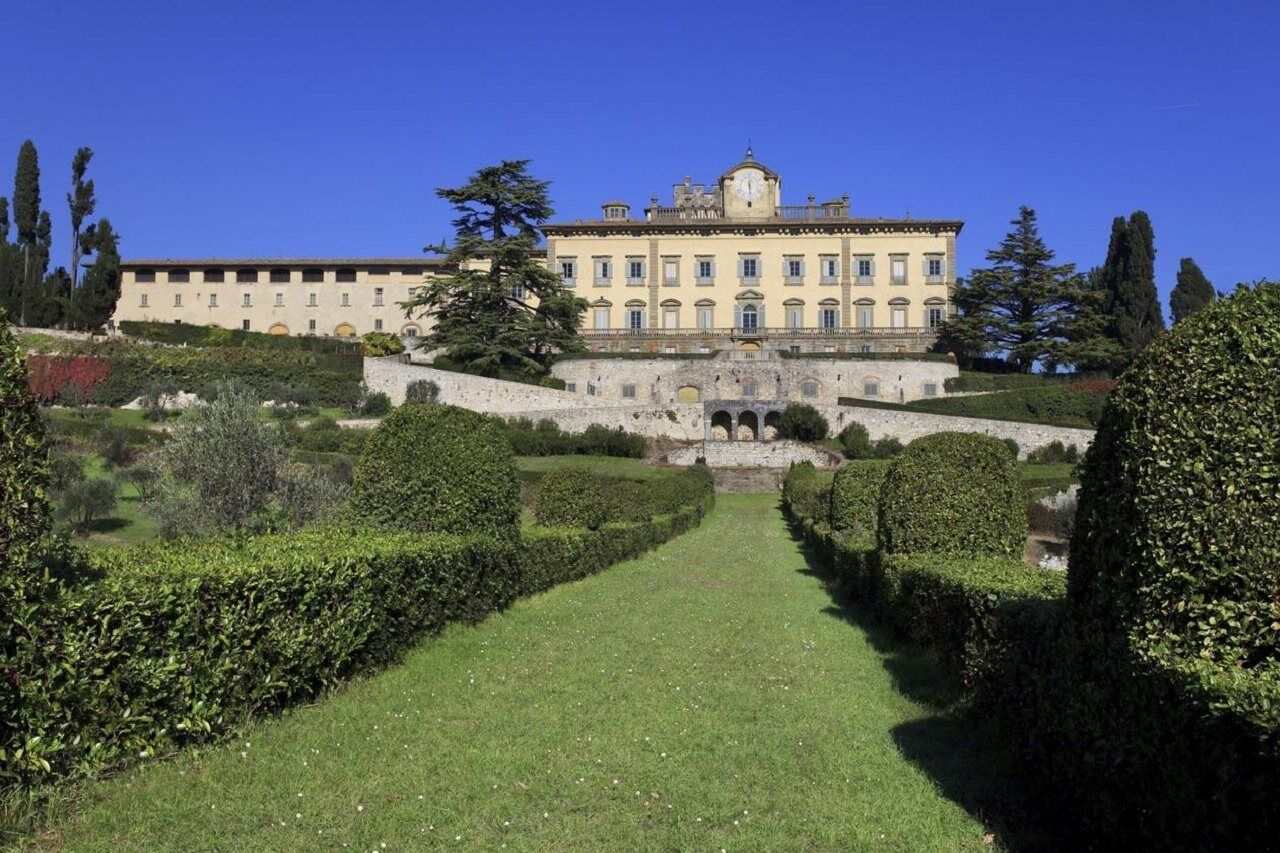 Torre A Cona Wine Estate Hotel San Donato in Collina Екстериор снимка