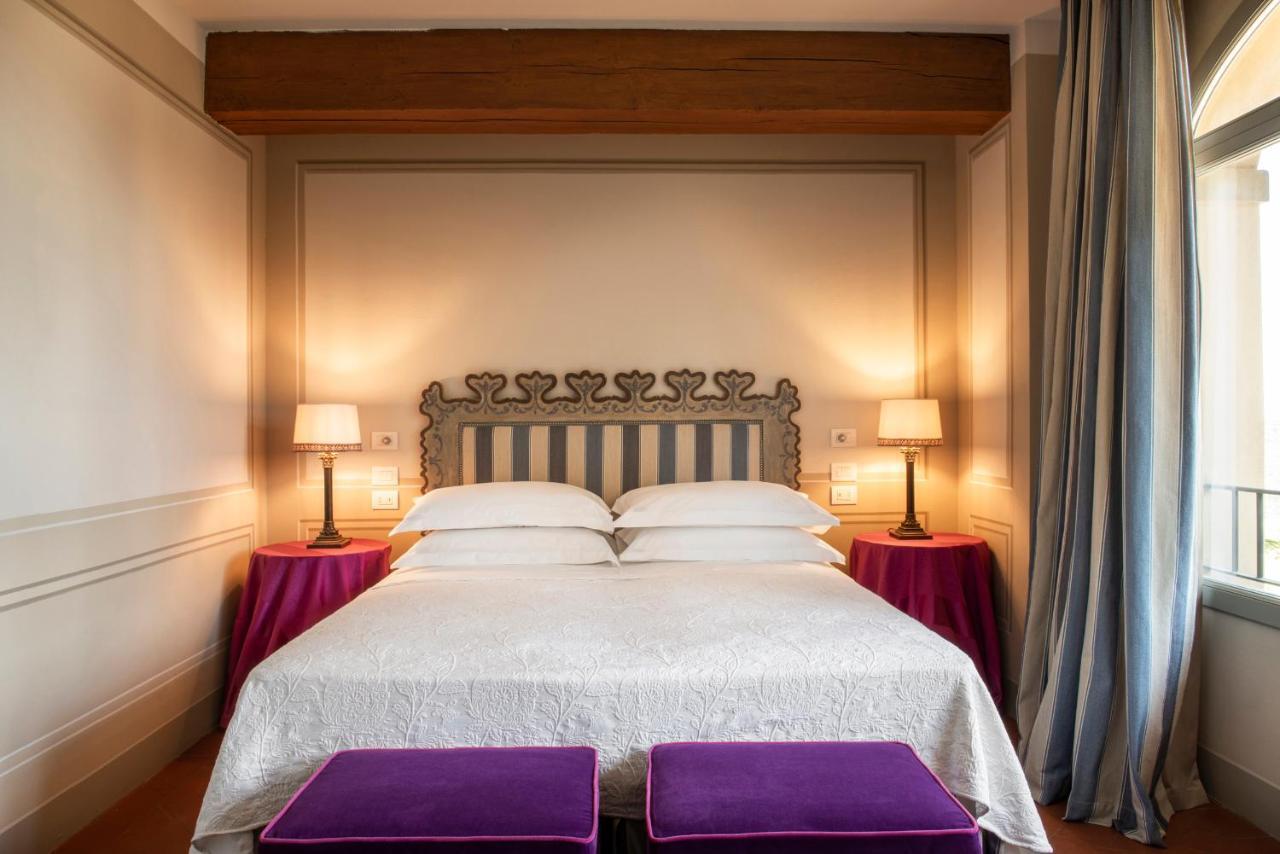 Torre A Cona Wine Estate Hotel San Donato in Collina Екстериор снимка
